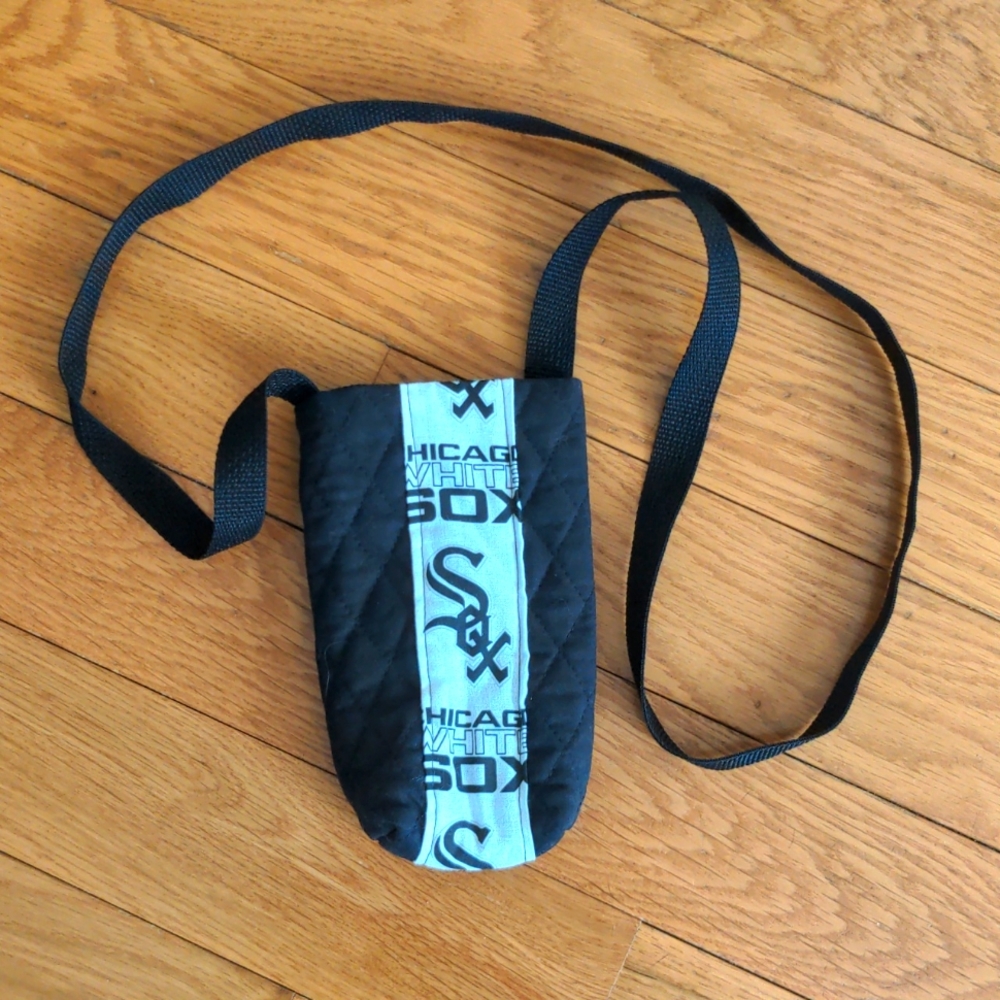 Chicago White Sox bottle holder